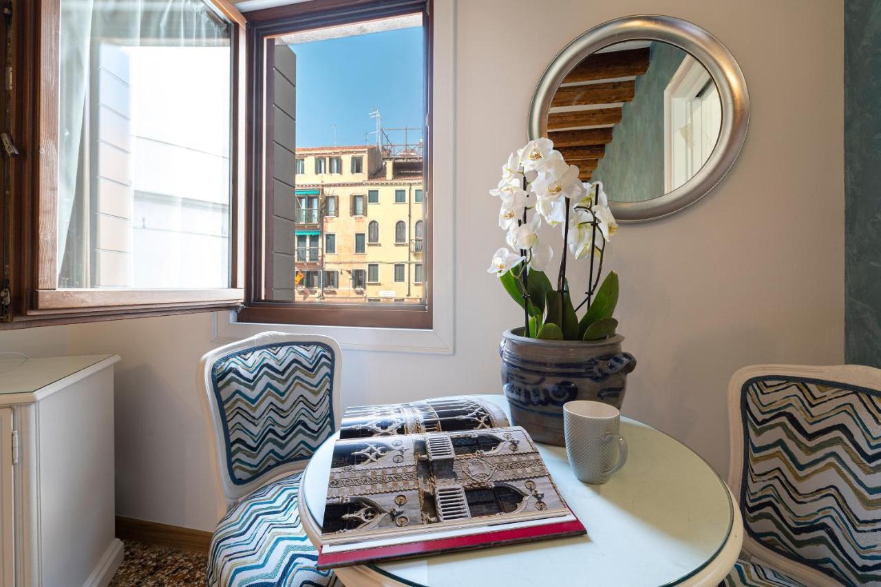 Residenza San Silvestro Hotel Venesia Bagian luar foto