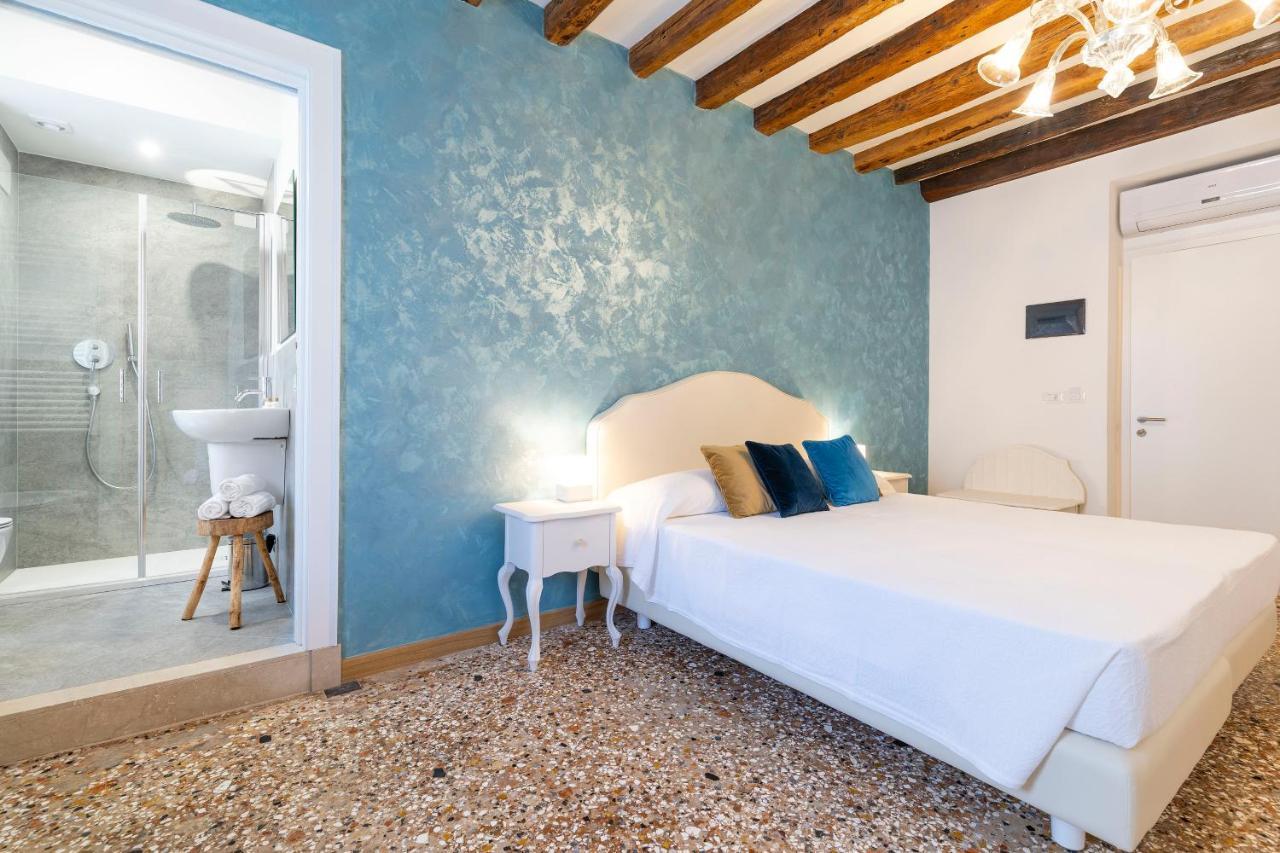 Residenza San Silvestro Hotel Venesia Bagian luar foto
