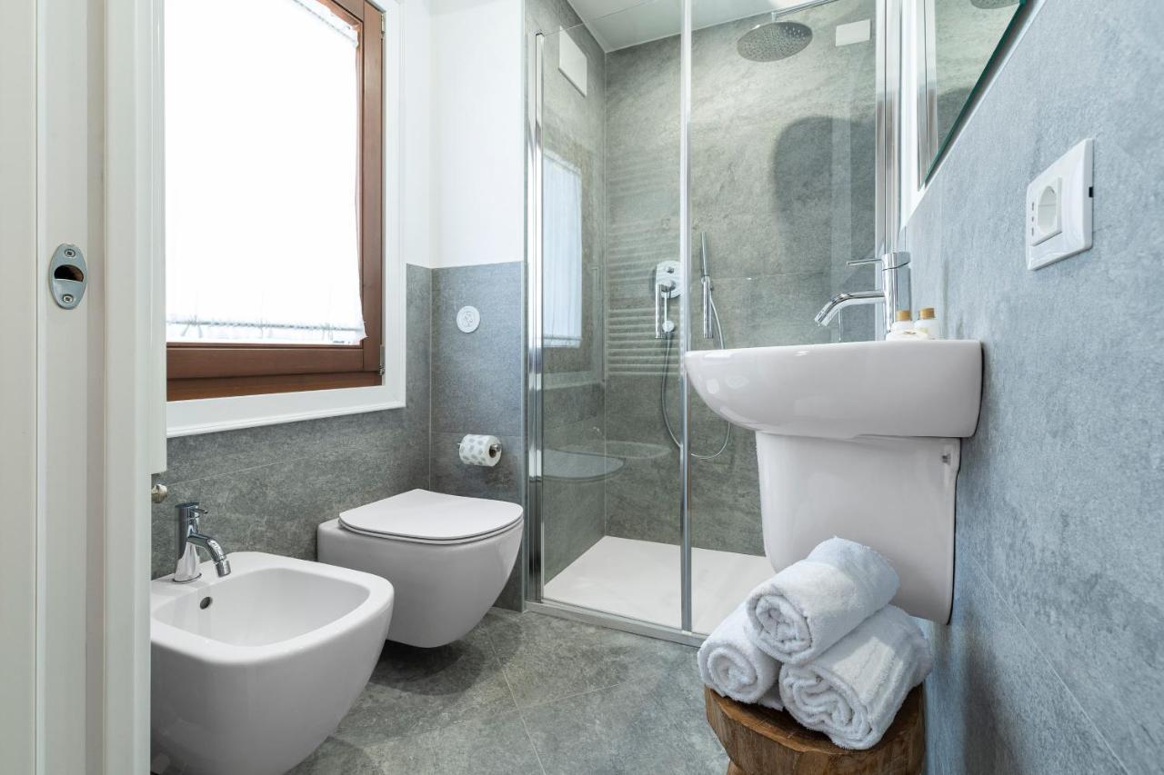 Residenza San Silvestro Hotel Venesia Bagian luar foto