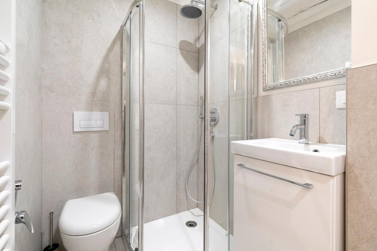 Residenza San Silvestro Hotel Venesia Bagian luar foto