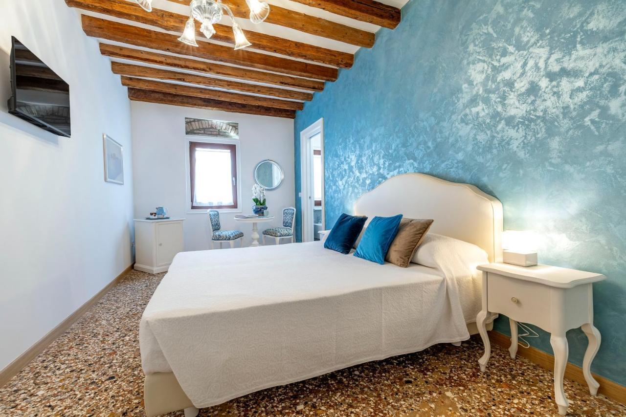 Residenza San Silvestro Hotel Venesia Bagian luar foto